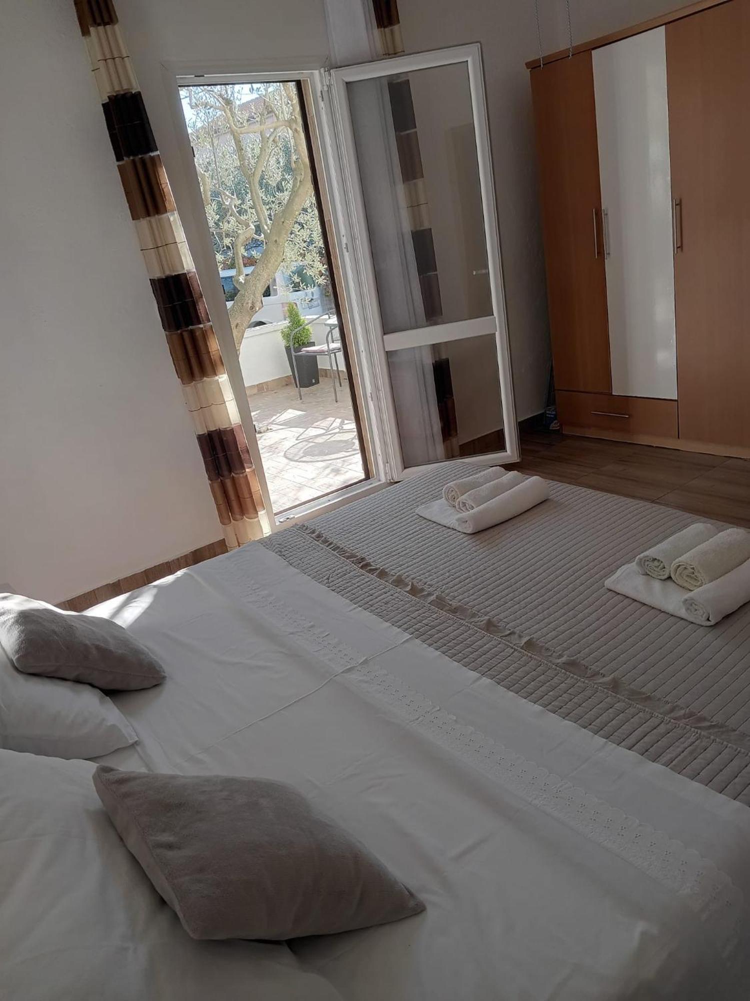 Apartmani Goga Seline Exterior photo